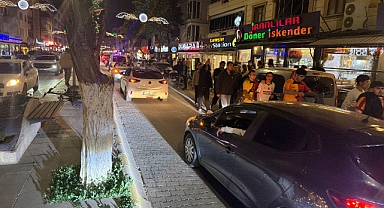     KUTLAMA DEĞİL, ŞEHİRDE GÜRÜLTÜ KUŞATMASI