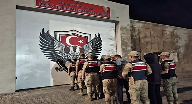 Göçmen Ticareti Yapan Şebekeye Ağır Darbe