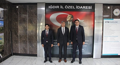 Iğdır’a Veda Eden Kaymakamlardan Anlamlı Ziyaret