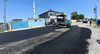 Karakuyu Köyü’nde Asfalt Seferberliği: Köy İçi Yollar Yenileniyor