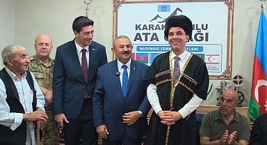 VALİ TAŞOLAR'DAN ATA OCAĞI MÜZESİ'NE ZİYARET: KAFKAS KIYAFETİ GİYEREK KÜLTÜRE DESTEK VERDİ