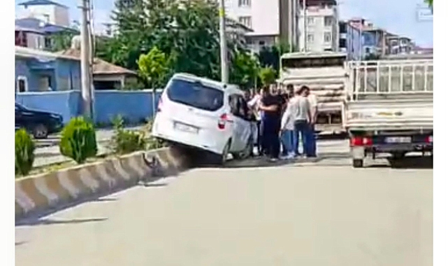 Çarpmanın Etkisiyle Refüje Çıktı