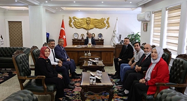 Yeniden Refah Partisi Heyetinden Vali Taşolar'a Ziyaret