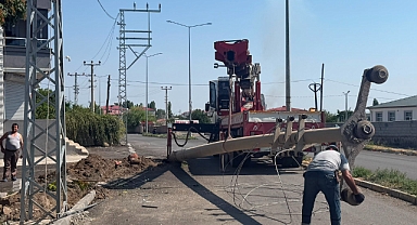 Yol Ortasındaki Direkler Kaldırıldı